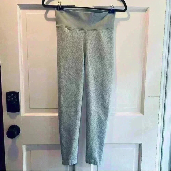 Offline by Aerie Thick Leggings - Picture 1 of 4